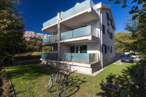 Apartments with a parking space Baska, Krk - 19673